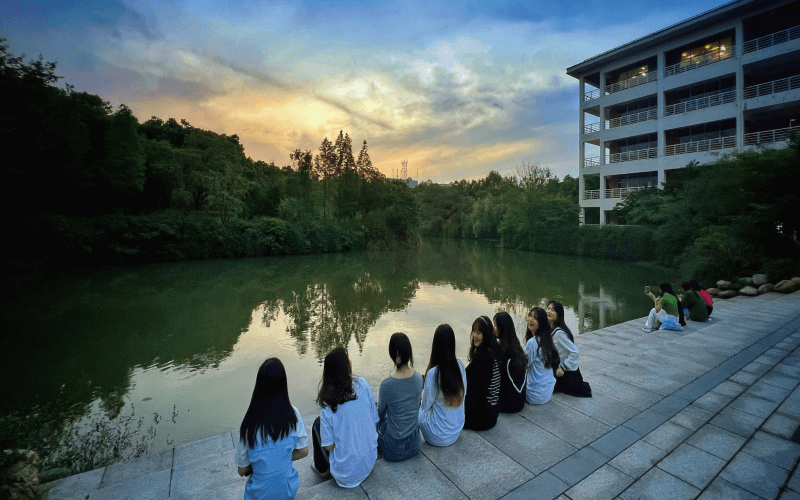 江西管理职业学院_校园风光_学校景色