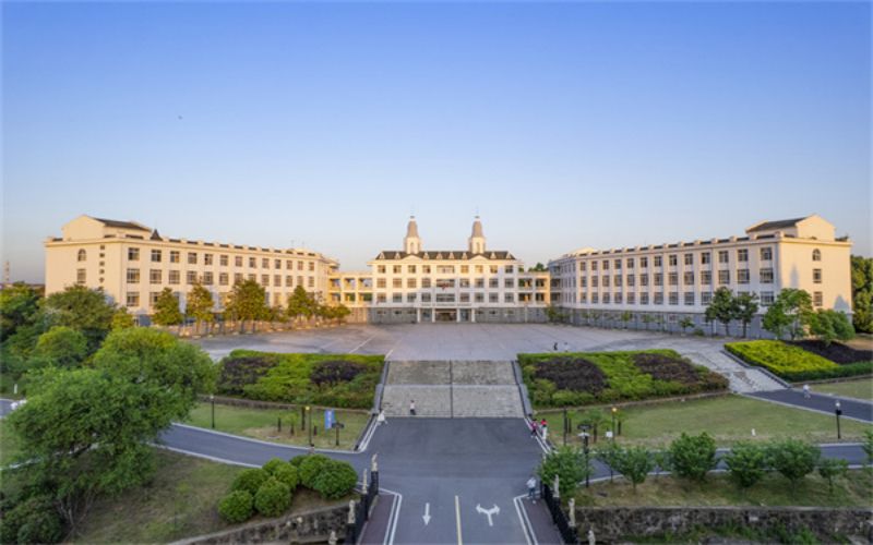 安徽外国语学院_校园风光_学校景色