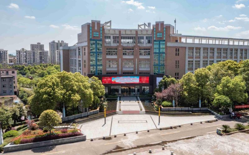 江西工程学院_校园风光_365电子游戏(中国)官方网站景色