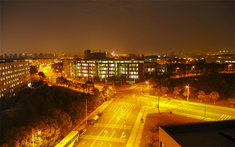 南昌大学_校园风光_学校景色