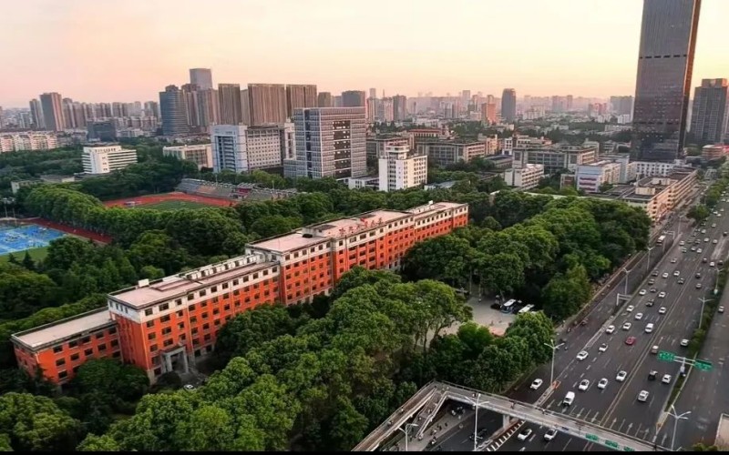 合肥工业大学_校园风光_学校景色