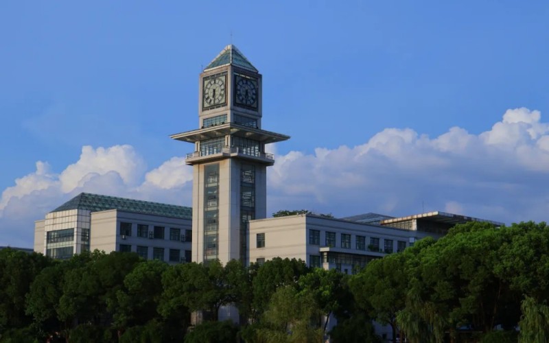 中南财经政法大学_校园风光_学校景色