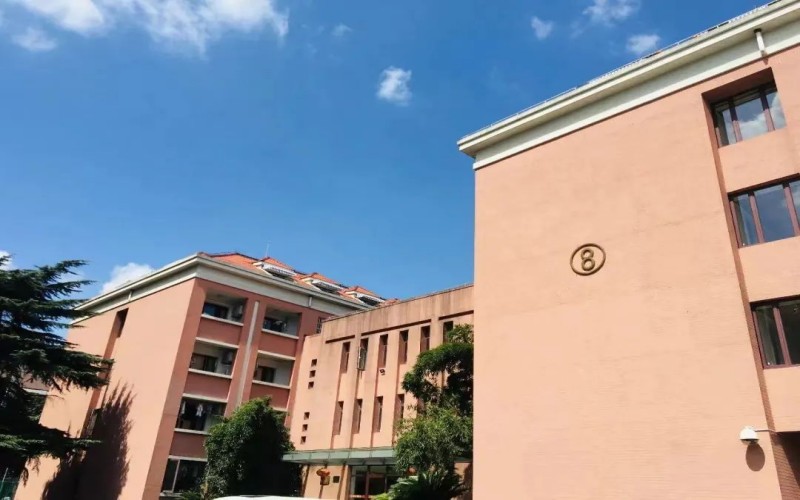 东华大学_校园风光_学校景色