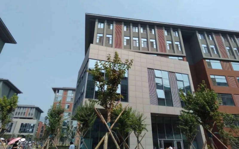 北京化工大学_校园风光_学校景色