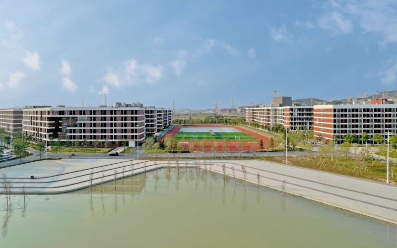 广州铁路职业技术学院_校园风光_学校景色