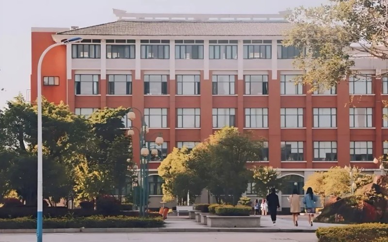 福建华南女子职业学院_校园风光_学校景色