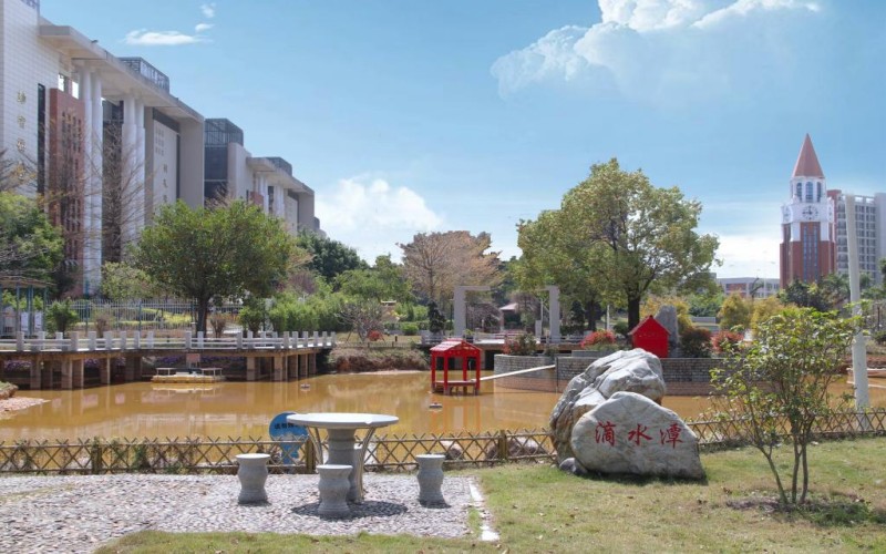 厦门华厦学院_校园风光_学校景色