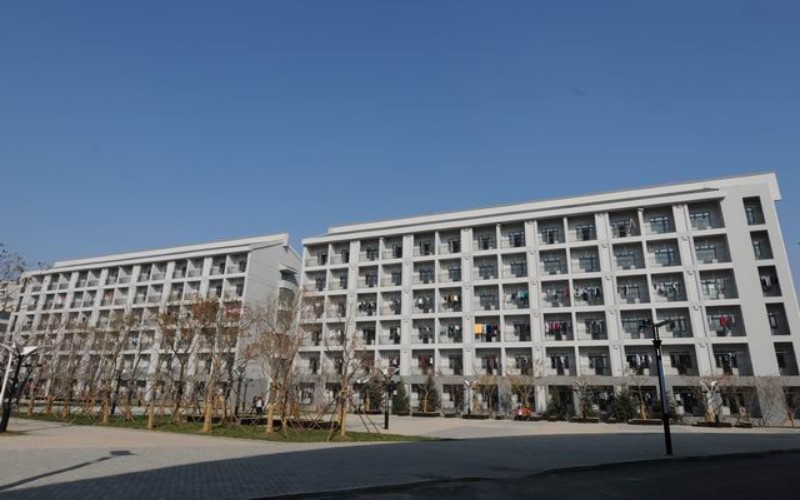 铁岭卫生职业学院_校园风光_学校景色