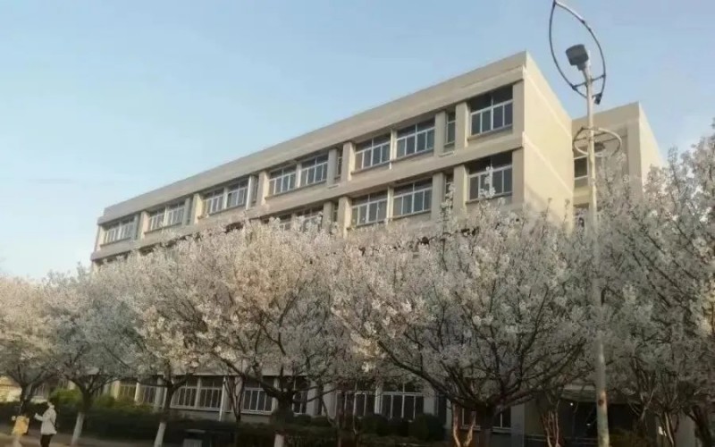 许昌学院_校园风光_学校景色