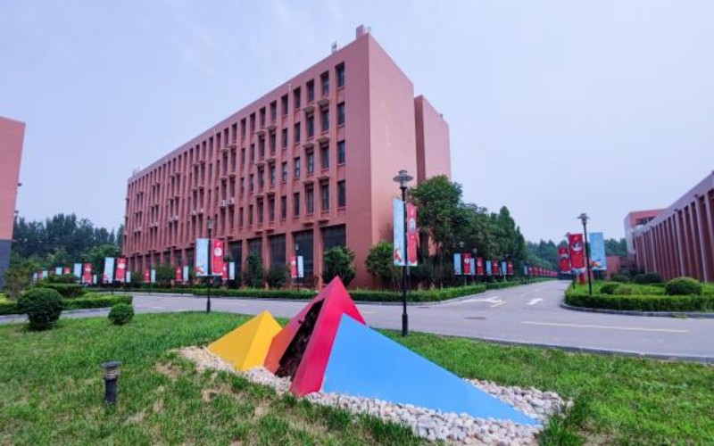 山东劳动职业技术学院_校园风光_学校景色