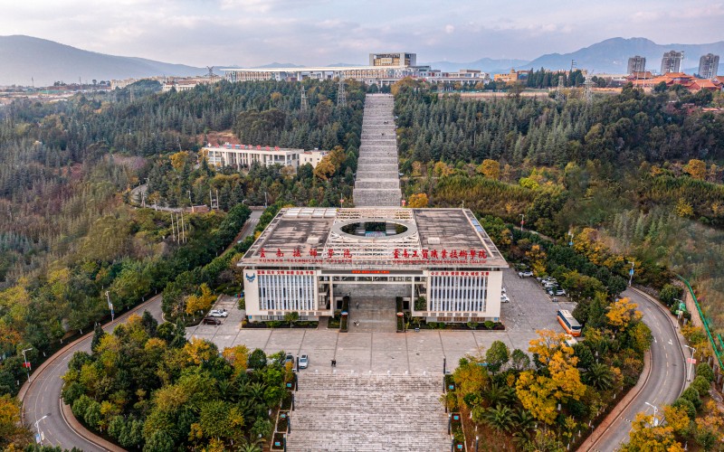 云南工贸职业技术学院_校园风光_学校景色