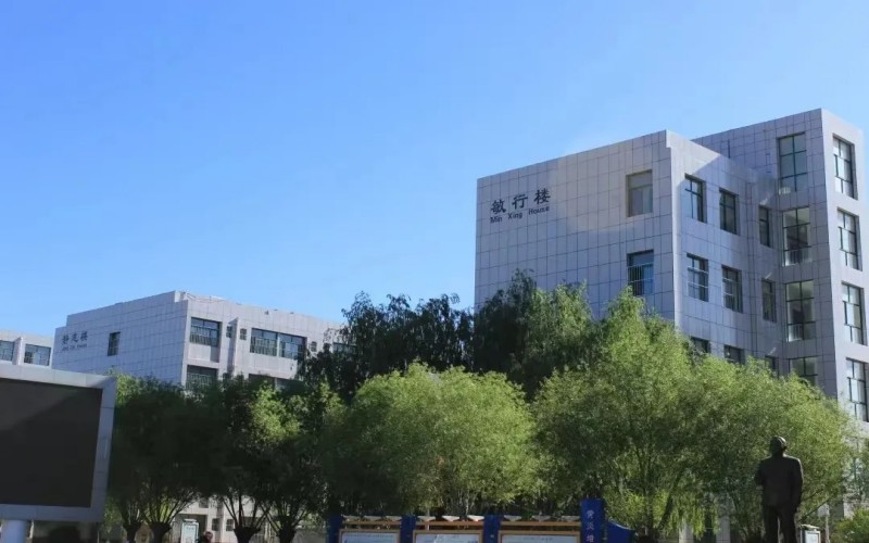 榆林能源科技职业学院_校园风光_学校景色