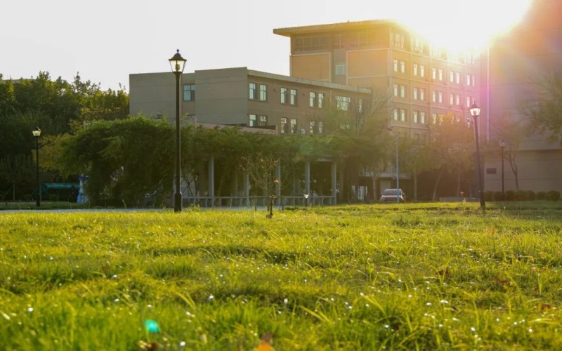 山东石油化工学院_校园风光_学校景色