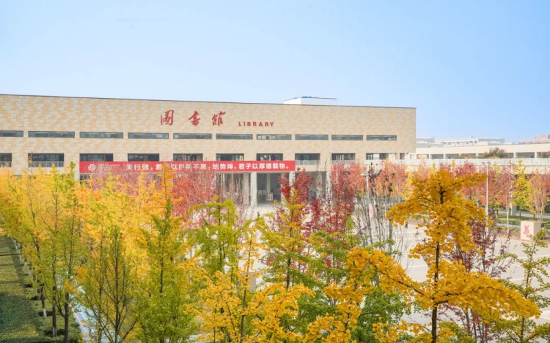 西安汽车职业大学_校园风光_学校景色