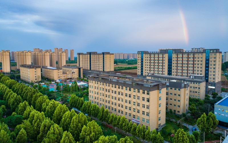 周口城市职业学院_校园风光_学校景色
