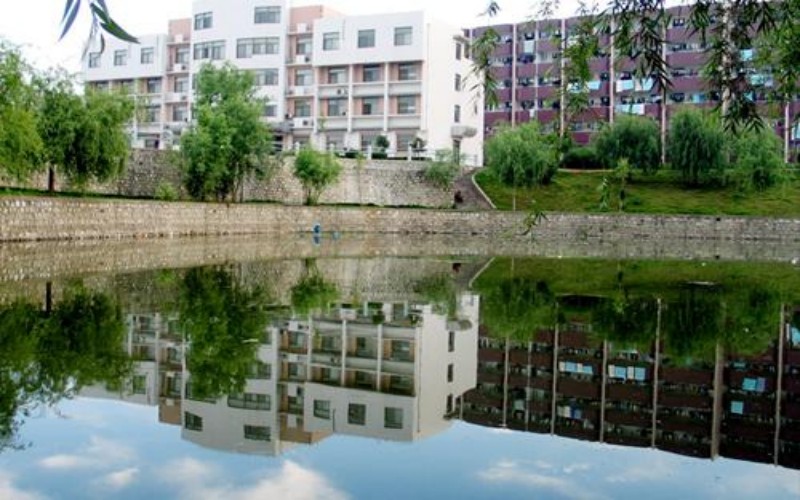 安徽科技学院_校园风光_学校景色