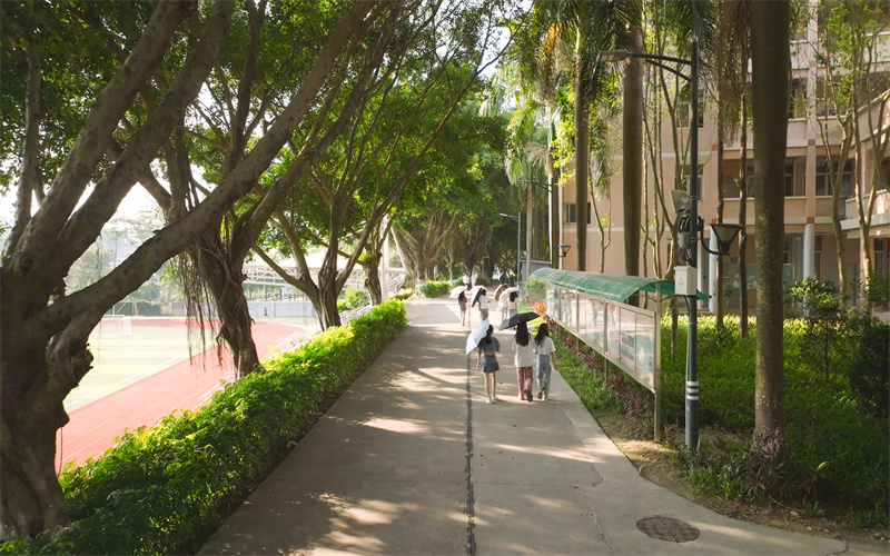 广州康大职业技术学院_校园风光_学校景色