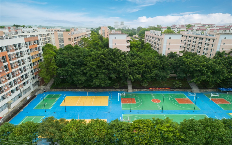 广州康大职业技术学院_校园风光_学校景色