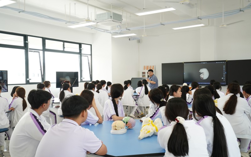 三亚护理职业学院_校园风光_学校景色