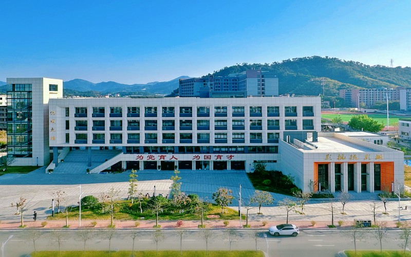 华南农业大学珠江学院_校园风光_学校景色