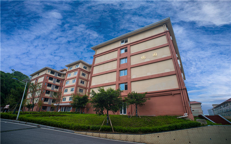 重庆城市职业学院_校园风光_学校景色