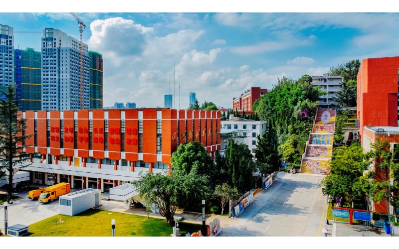 云南财经职业学院_校园风光_学校景色