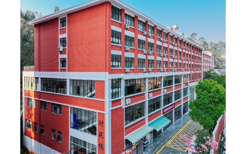 云南财经职业学院_校园风光_学校景色