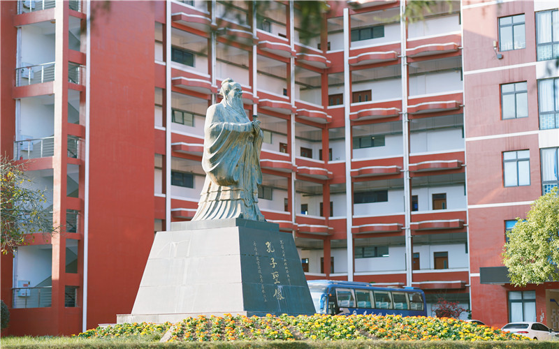 重庆信息技术职业学院_校园风光_学校景色