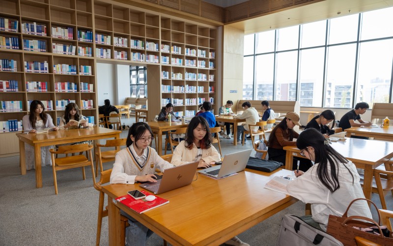湖南文理学院芙蓉学院_校园风光_学校景色