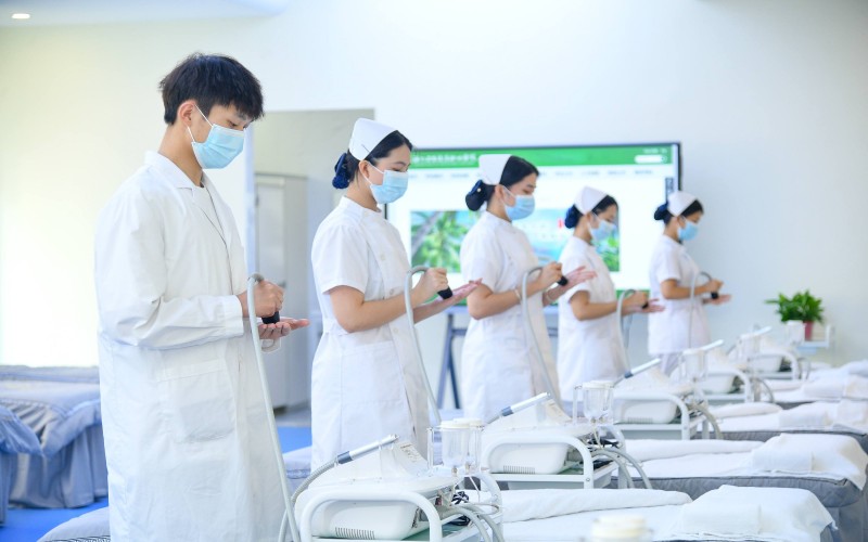 海南卫生健康职业学院_校园风光_学校景色