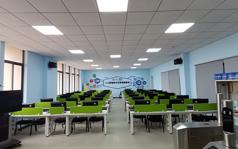 文华学院_校园风光_学校景色