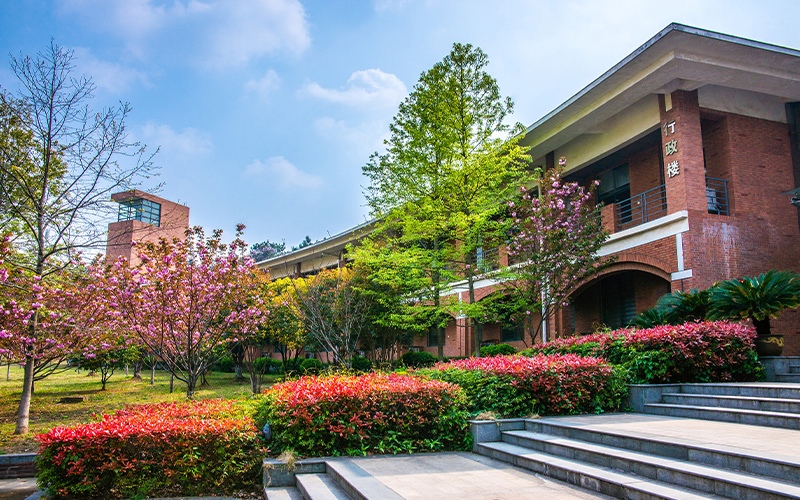 文华学院_校园风光_学校景色