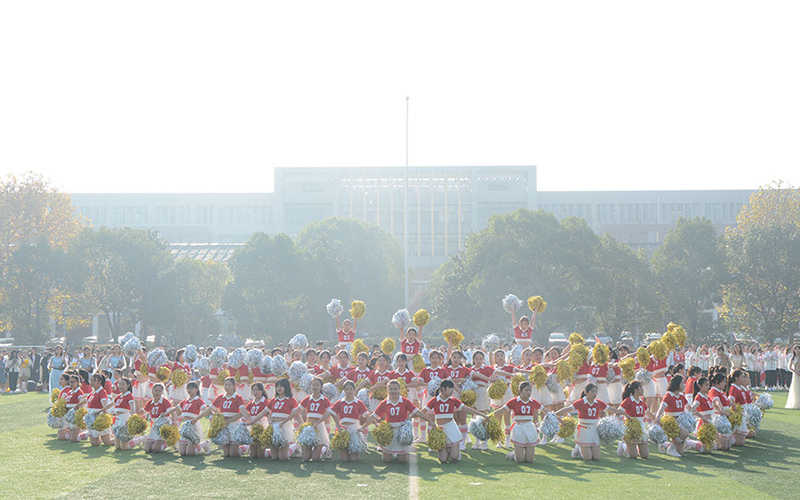 文华学院_校园风光_学校景色