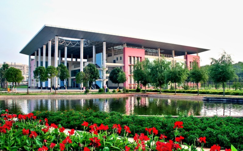 江西财经大学_校园风光_学校景色