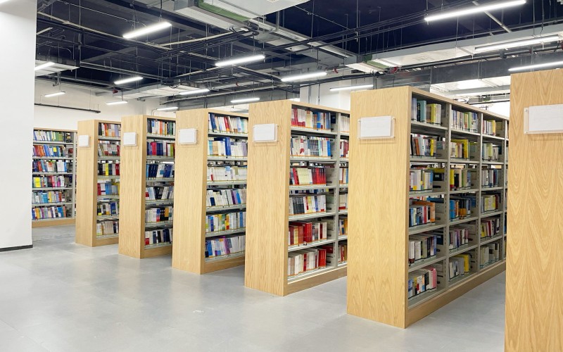 郑州汽车工程职业学院_校园风光_学校景色