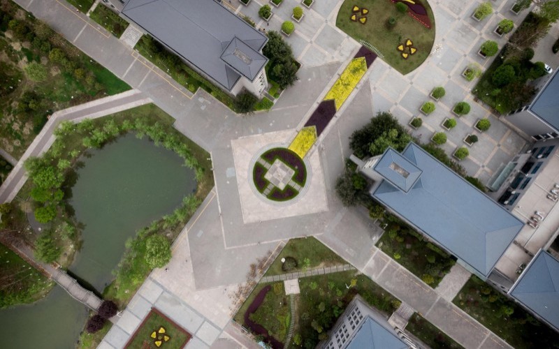 成都医学院_校园风光_学校景色