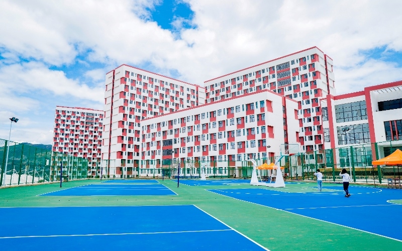 云南医药健康职业学院_校园风光_学校景色