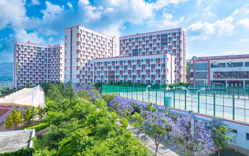 云南医药健康职业学院_校园风光_学校景色