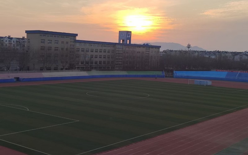 大连工业大学_校园风光_学校景色