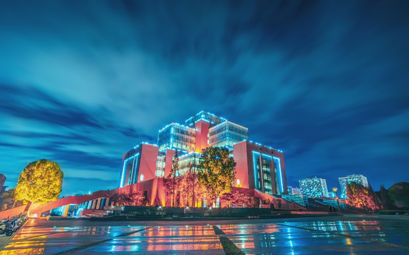 昆明理工大学_校园风光_学校景色