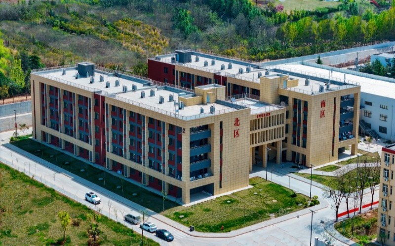 西安财经大学行知学院_校园风光_学校景色