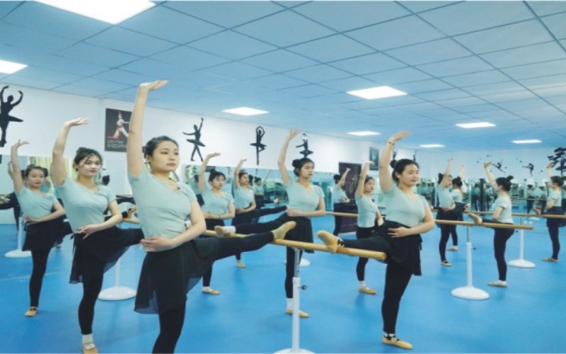 郑州黄河护理职业学院_校园风光_学校景色