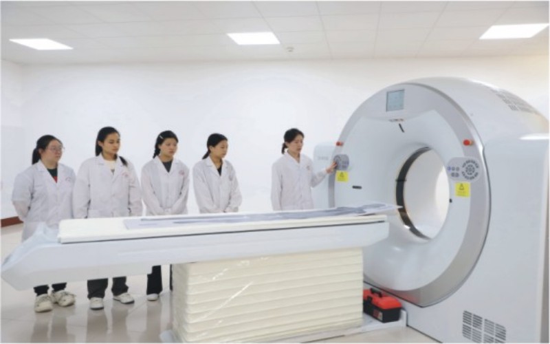 郑州黄河护理职业学院_校园风光_学校景色
