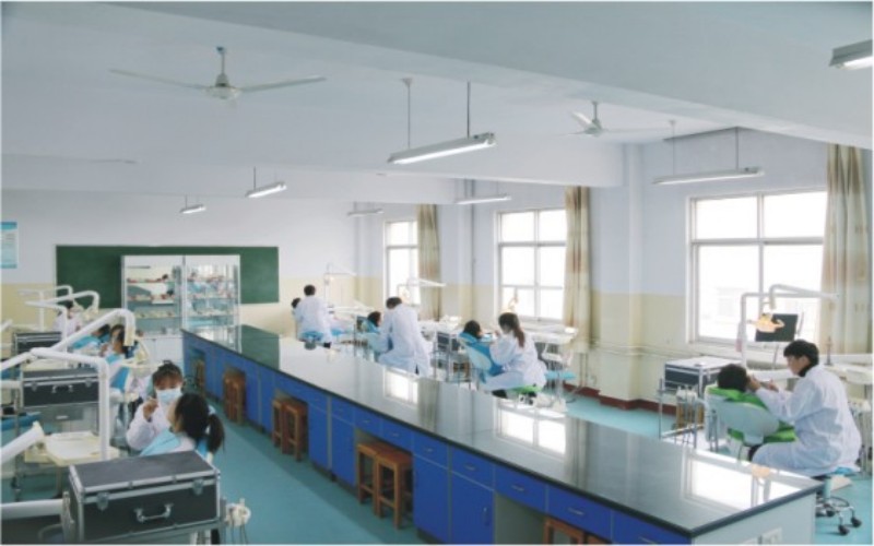 郑州黄河护理职业学院_校园风光_学校景色