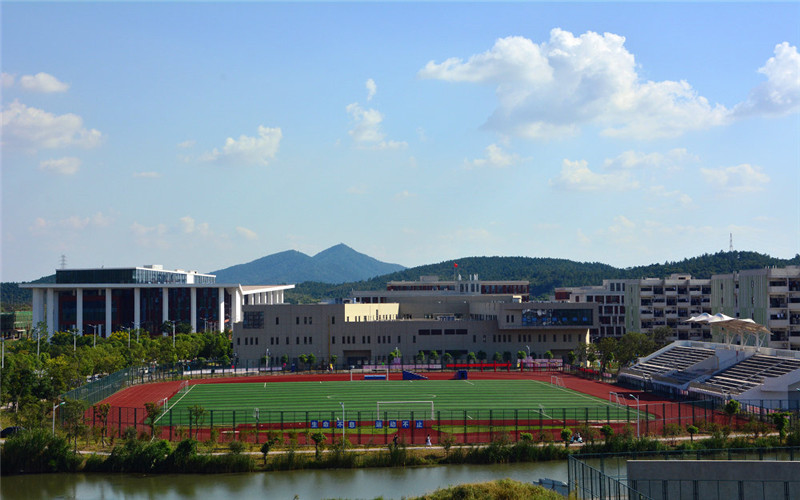 马鞍山学院_主图