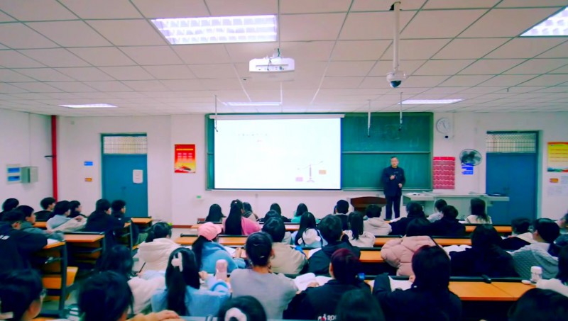 河南城建学院_主图