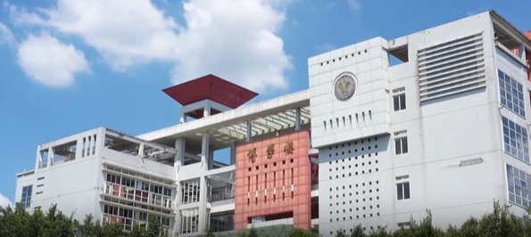 西南政法大学_主图