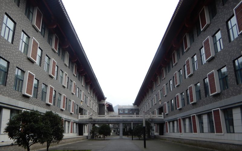 西安建筑科技大学-10