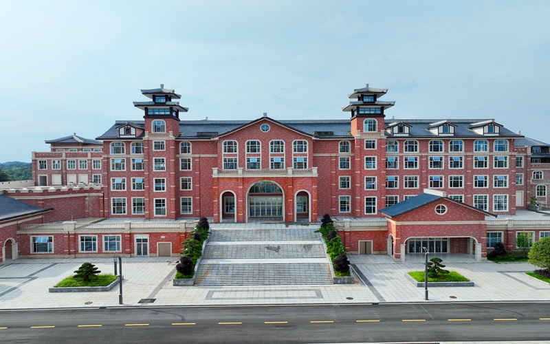 长沙医药健康职业学院-图书馆