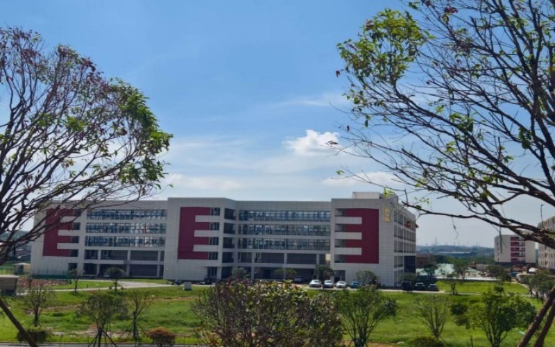 湖南吉利汽车职业技术学院-22